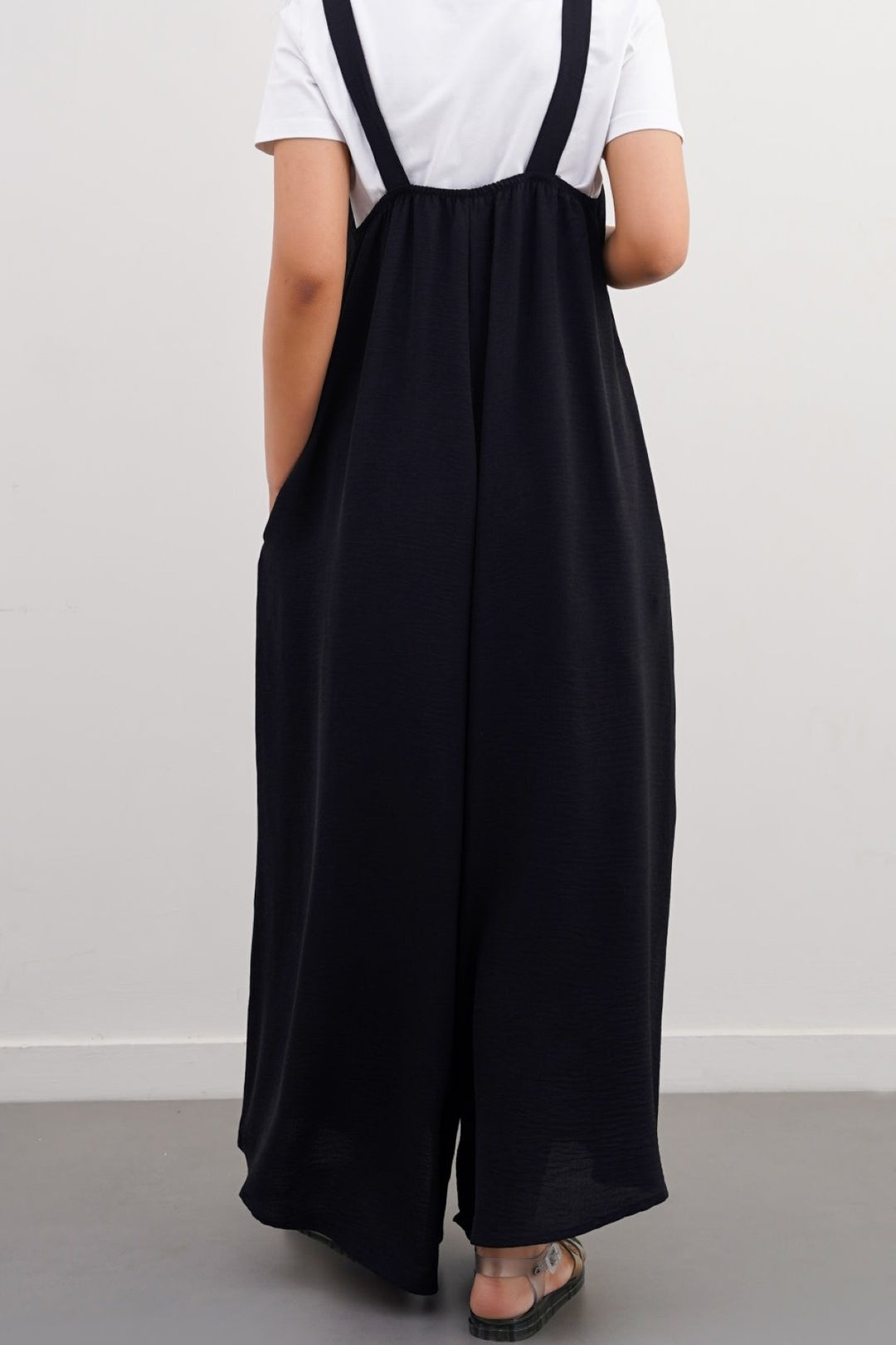 BLACK SLINKY STRETCH JUMPSUIT