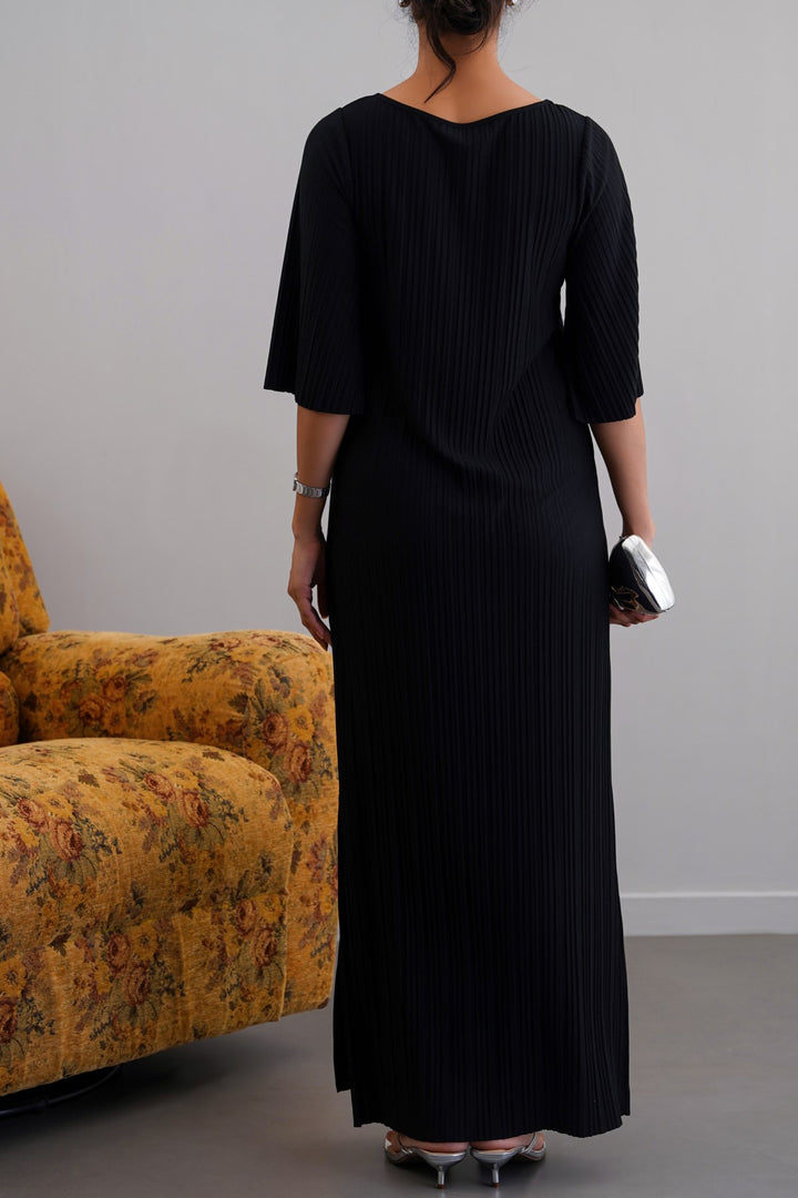 BLACK CONTOUR MAXI DRESS
