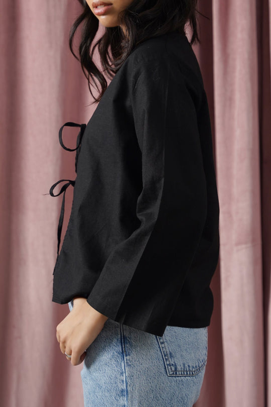 BLACK LINEN BOW BLOUSE