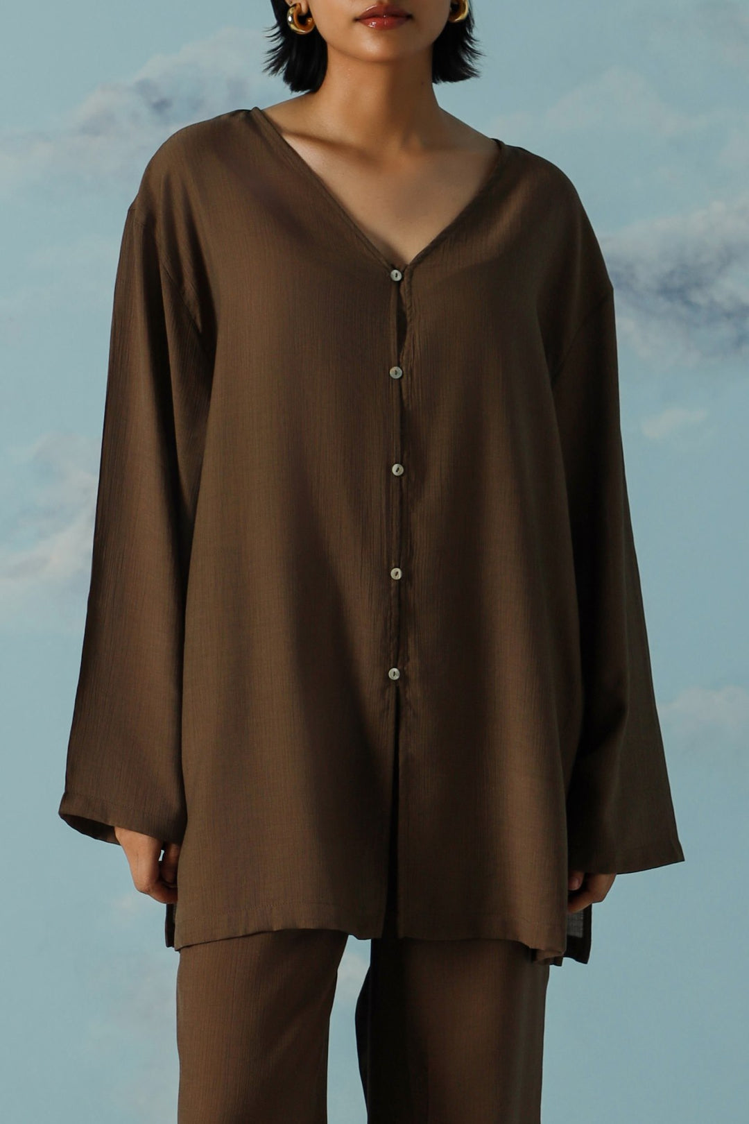 OLIVE FLOWY TEXTURED BLOUSE