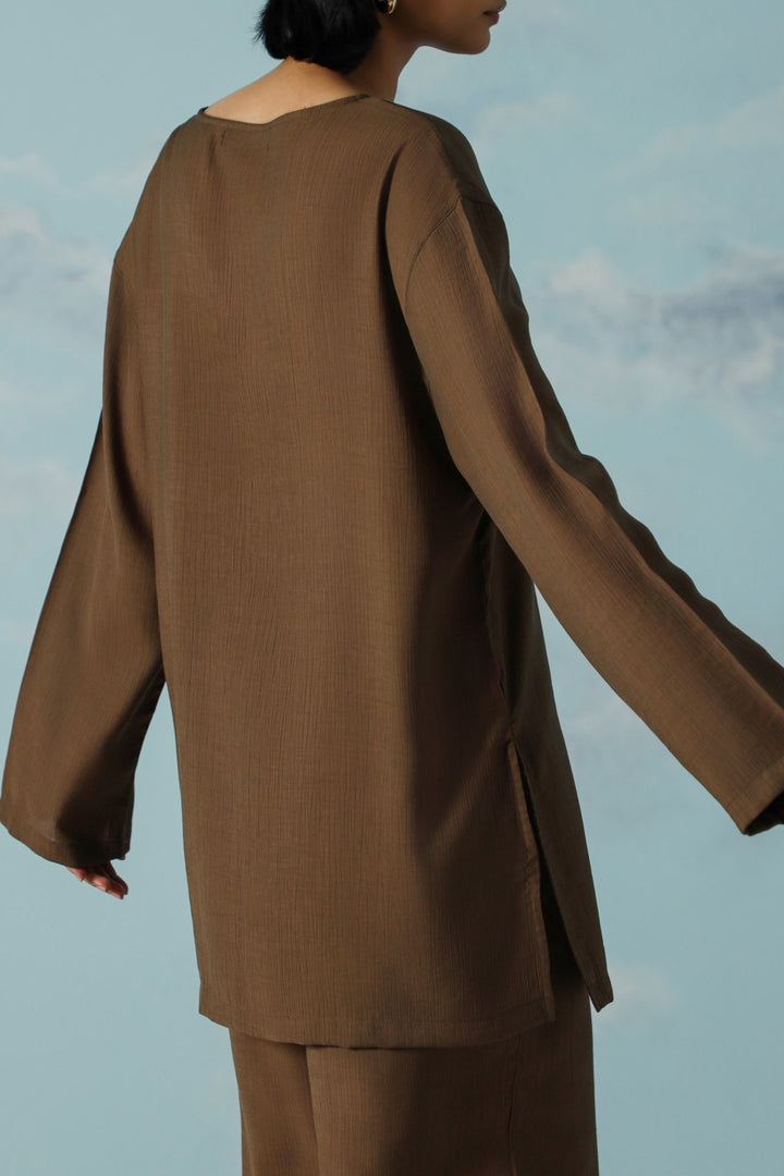 OLIVE FLOWY TEXTURED BLOUSE