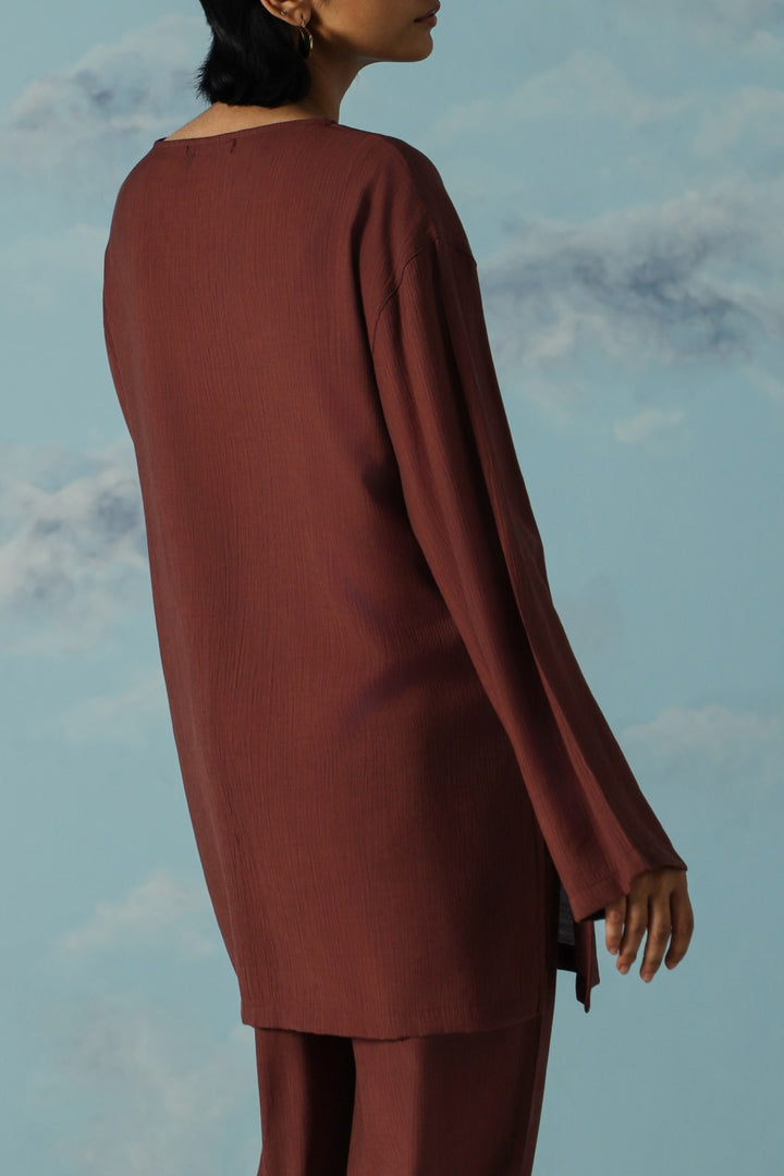 WINE FLOWY TEXTURED BLOUSE
