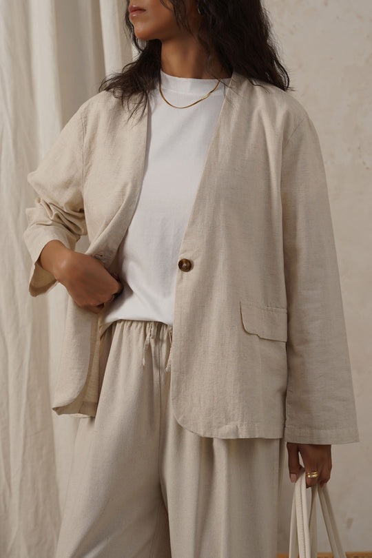 BEIGE COLLARLESS LINEN BLAZER