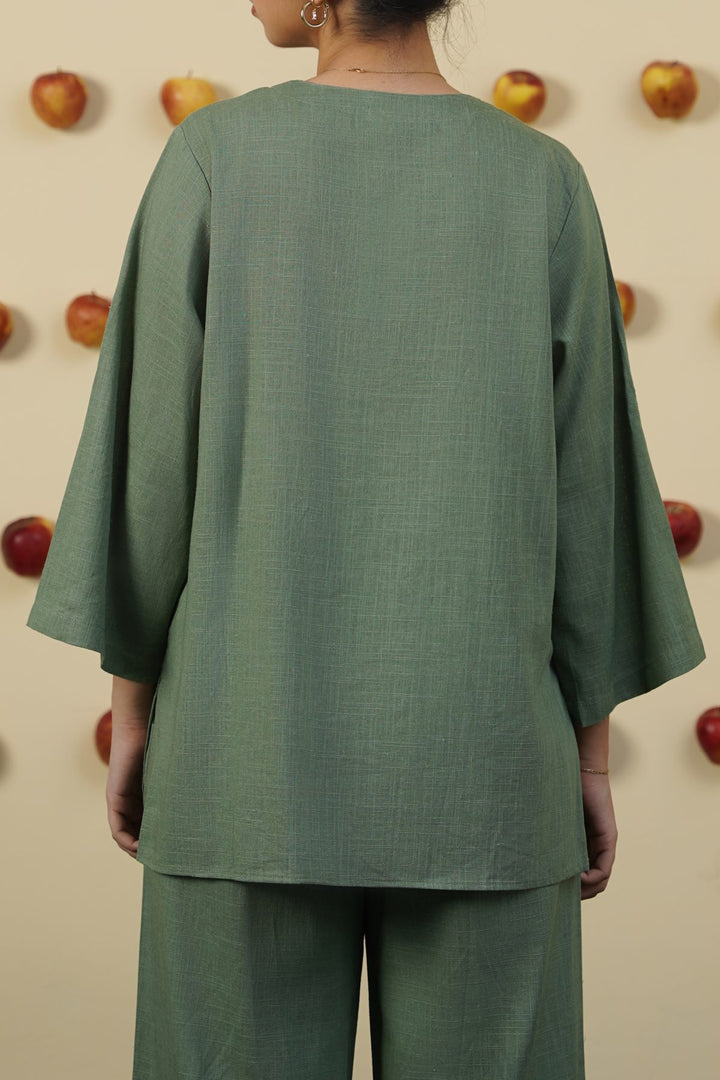GREEN LINEN BLOUSE