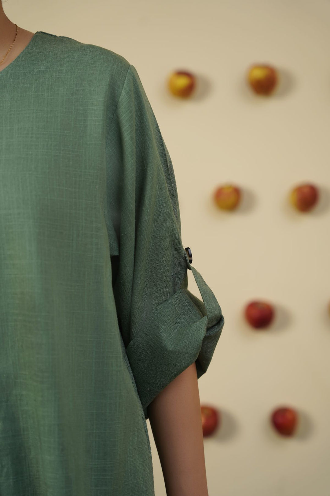 GREEN LINEN BLOUSE
