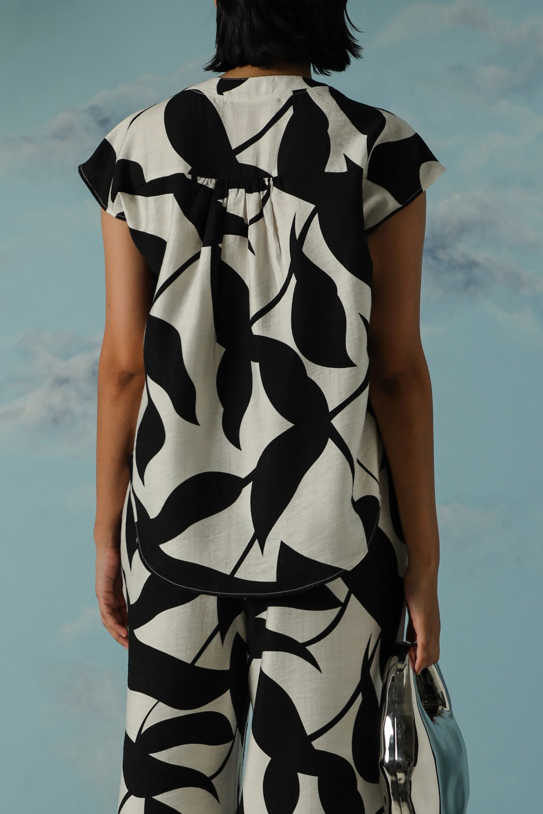 BLACK BLACK LILY BLOUSE