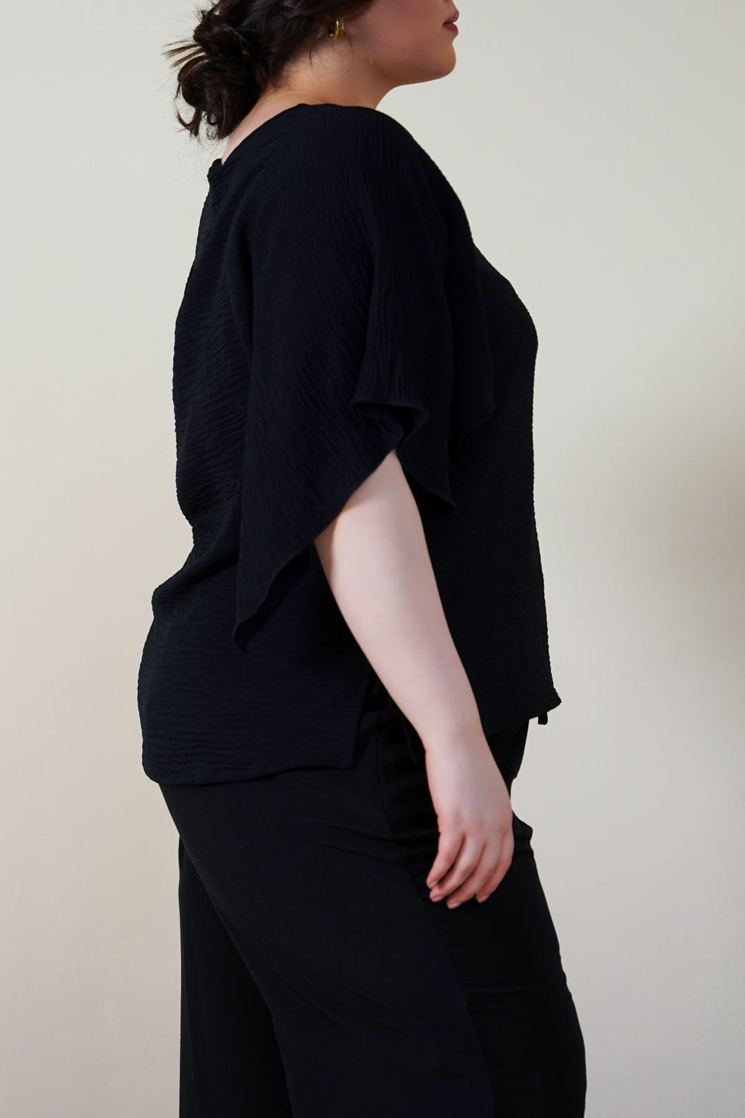 BLACK BATWING FLOWY SHIRT