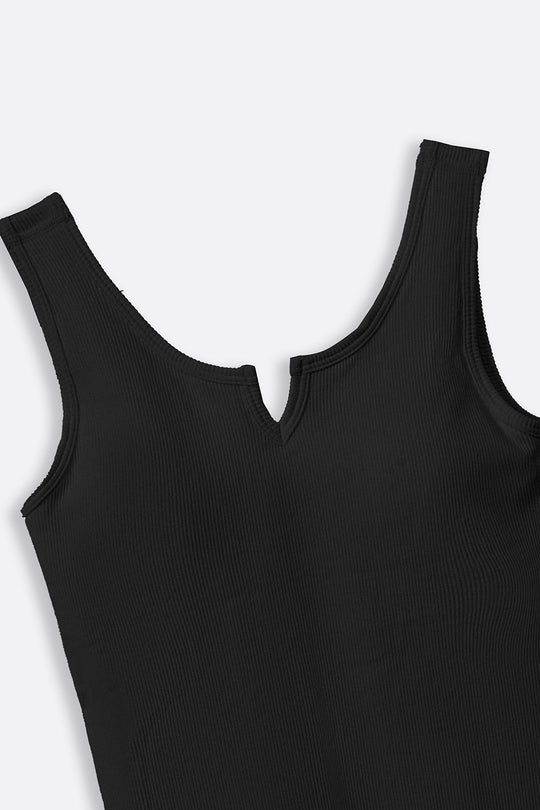BLACK RIBBED BRA TANK