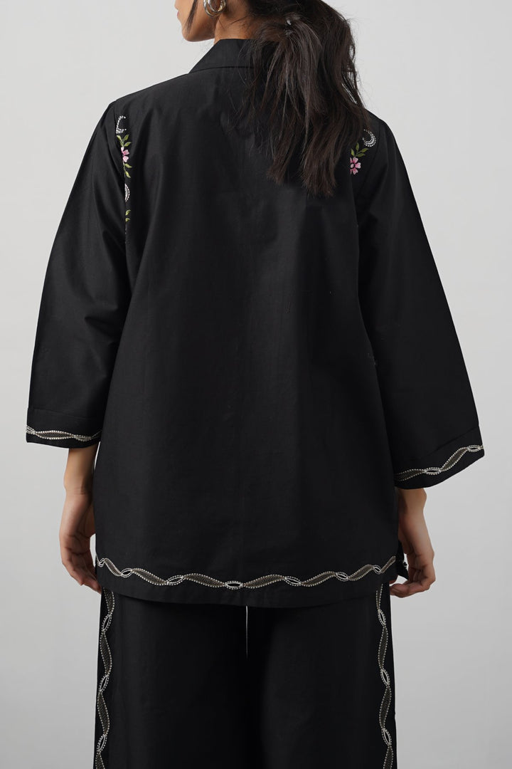 COSMOS EMBROIDERED SHIRT