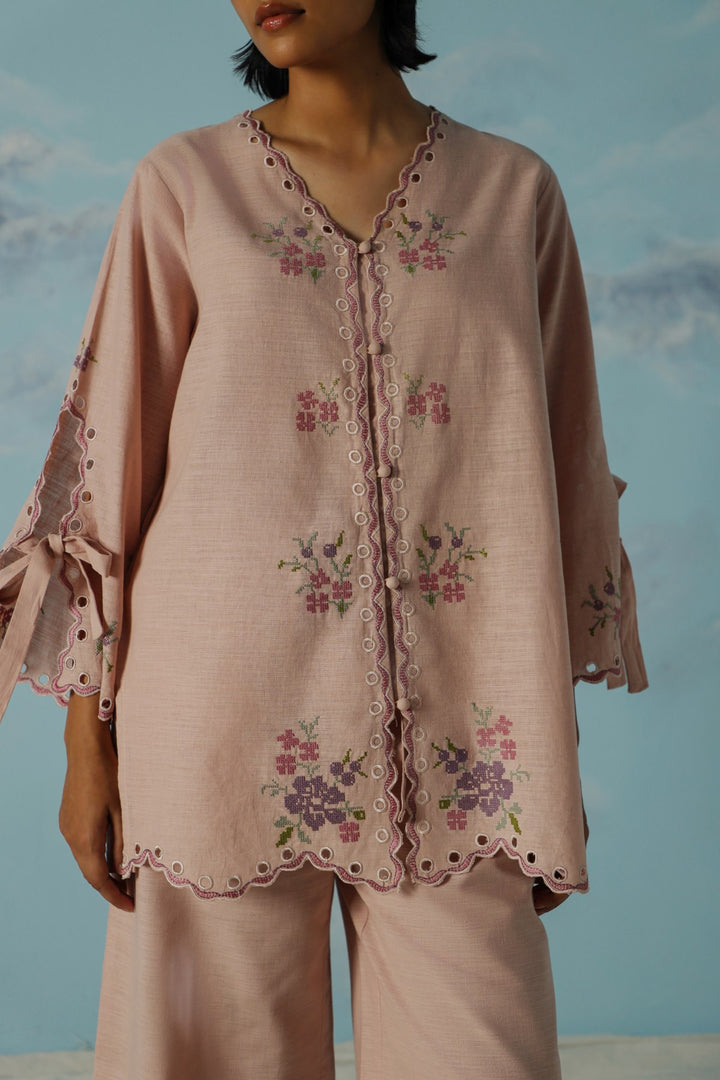 TEA PINK NEEDLEPOINT BERRIES SHIRT