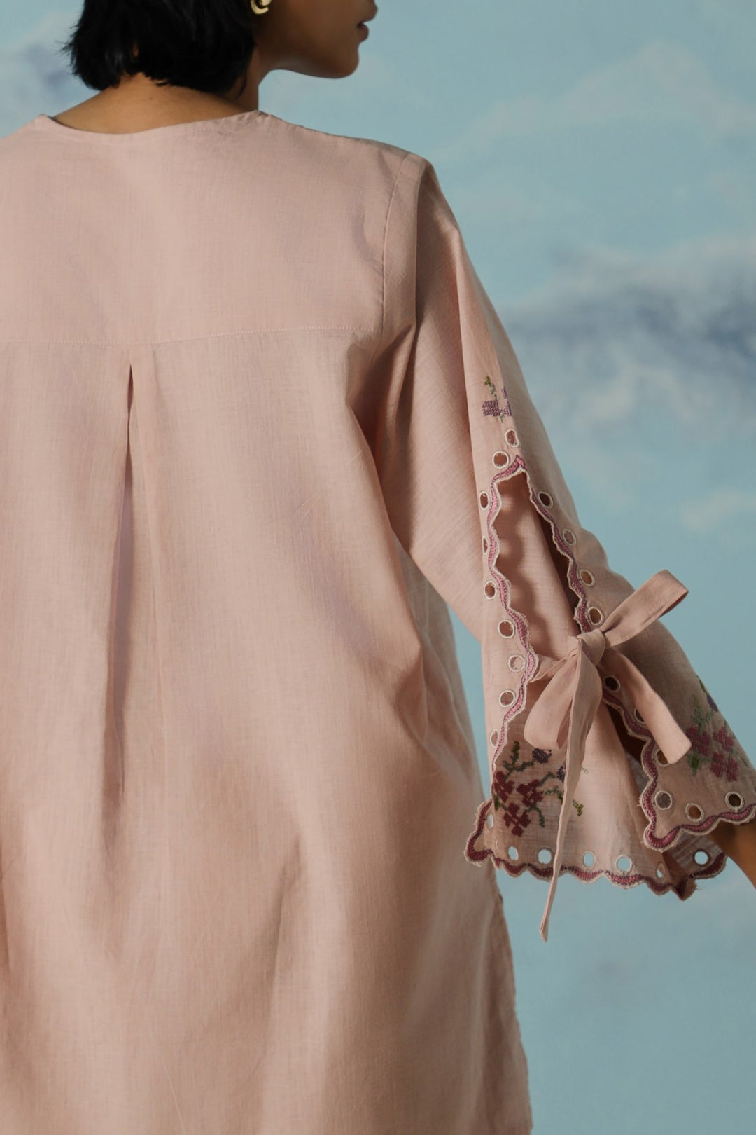 TEA PINK NEEDLEPOINT BERRIES SHIRT