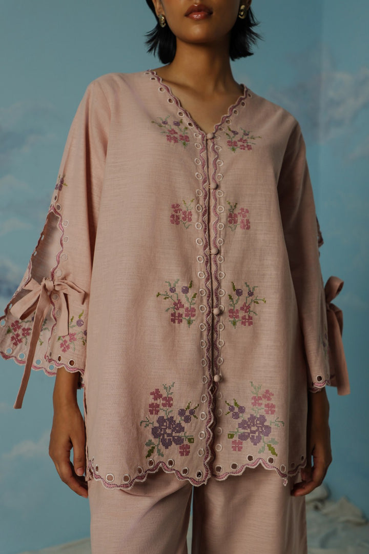TEA PINK NEEDLEPOINT BERRIES SHIRT