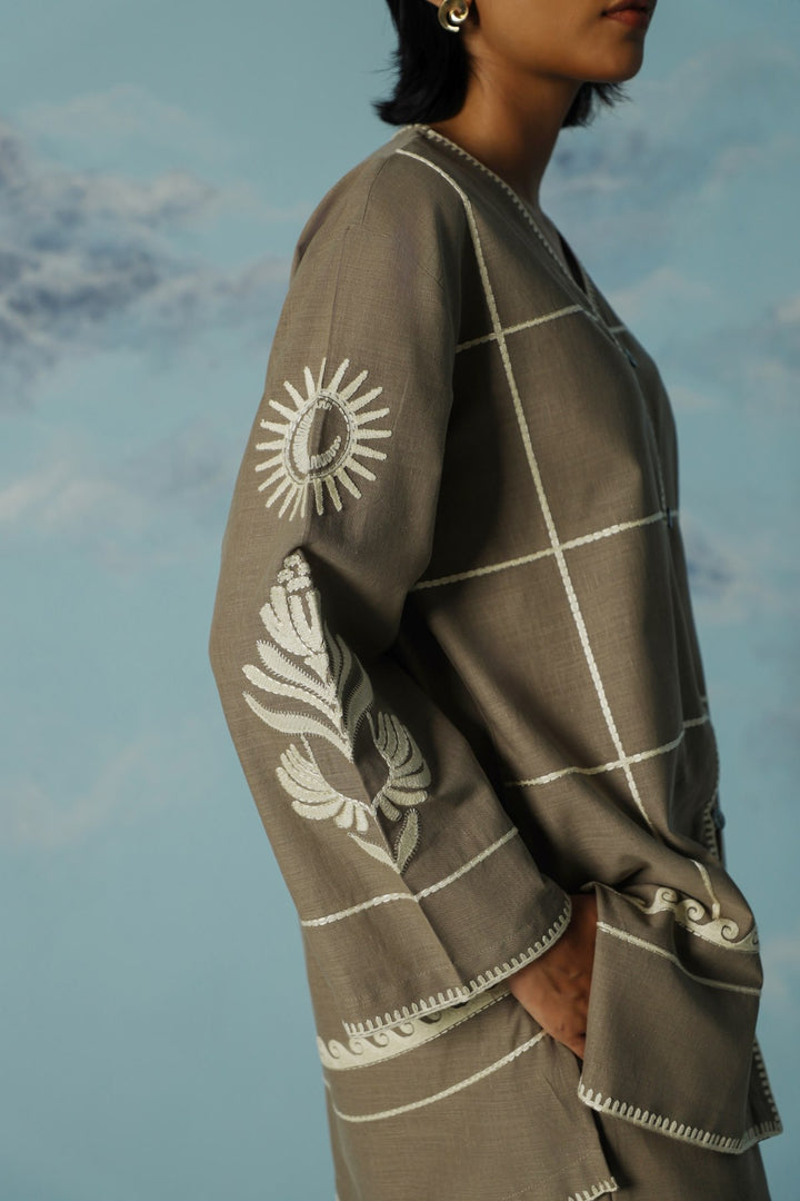 BEIGE DESERT NOON EMBROIDERED SHIRT