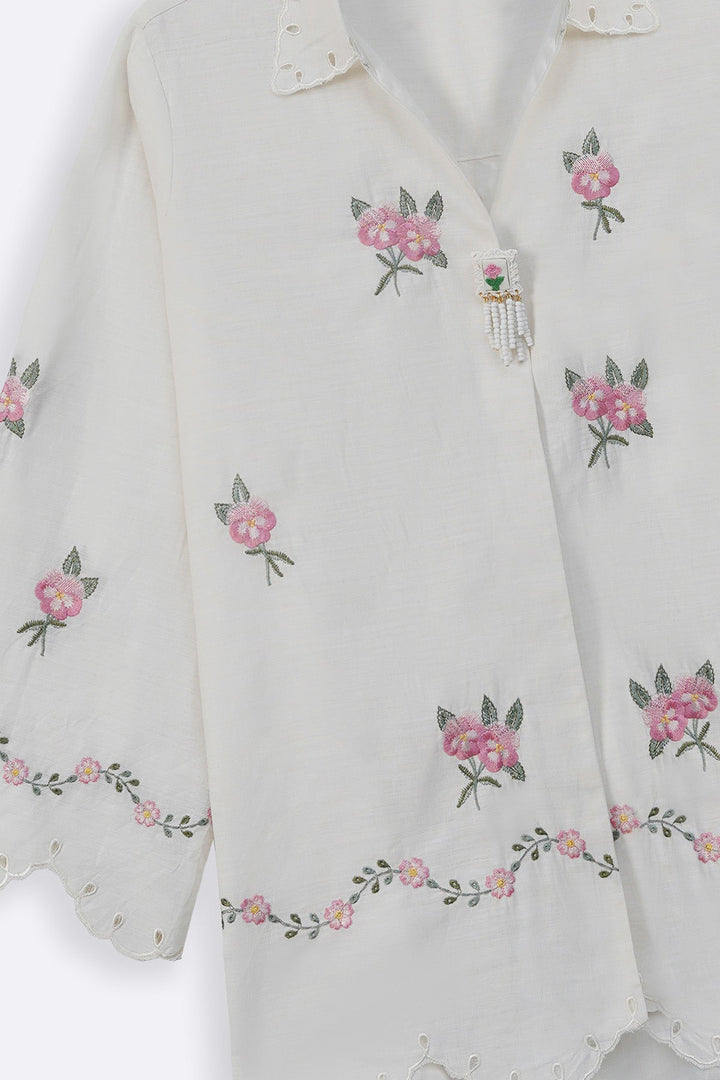 WHITE PEONY SHIRT WITH HANDMADE BROOCH