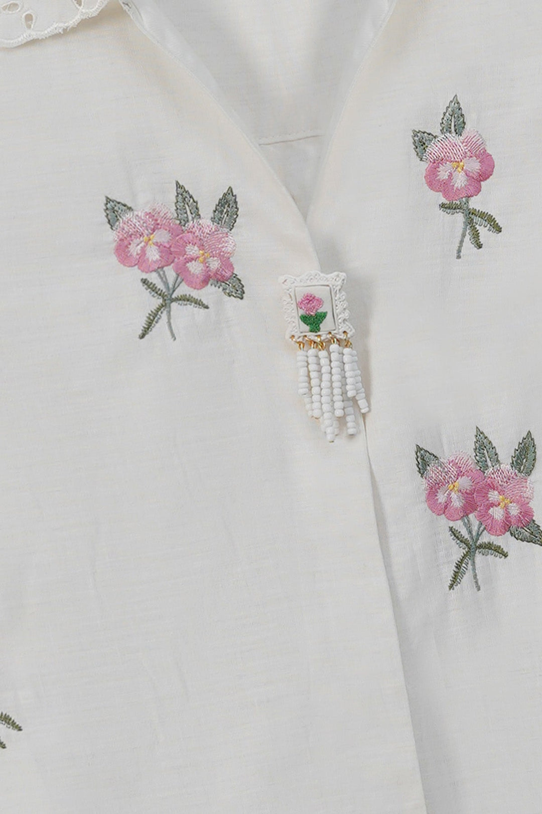 WHITE PEONY SHIRT WITH HANDMADE BROOCH