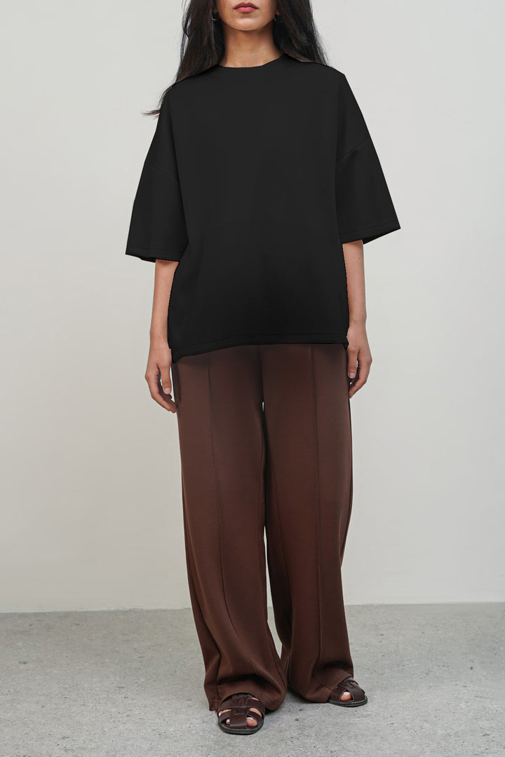 BLACK OVERSIZED TEE