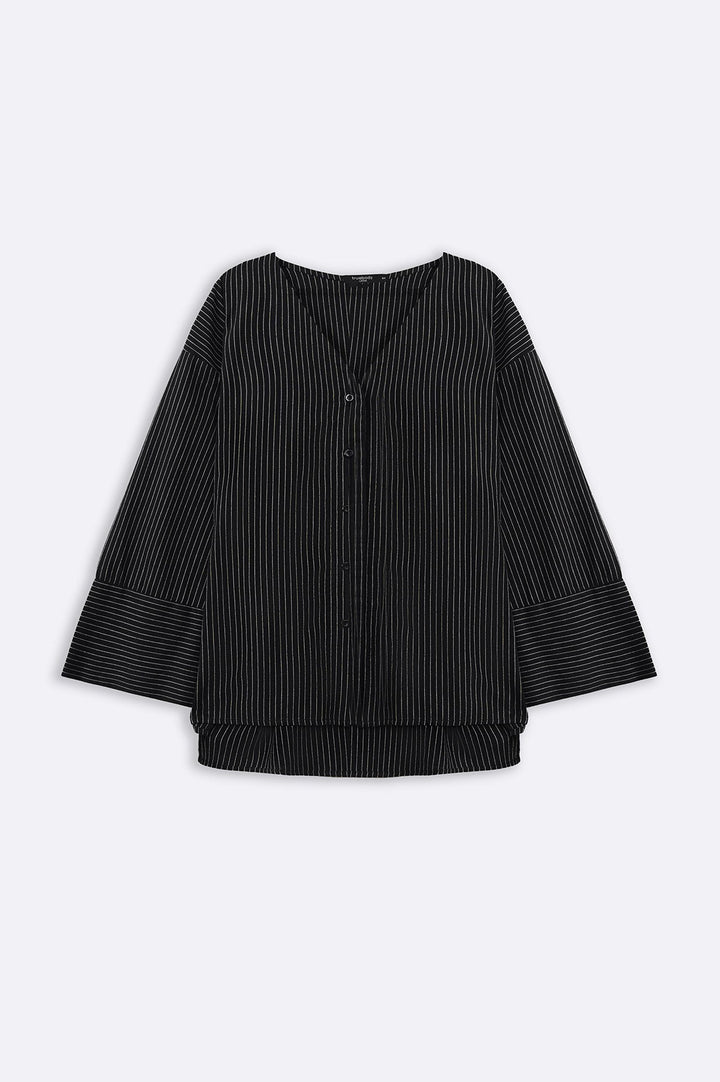 BLACK CURVE STRIPED BATWING SHIRT
