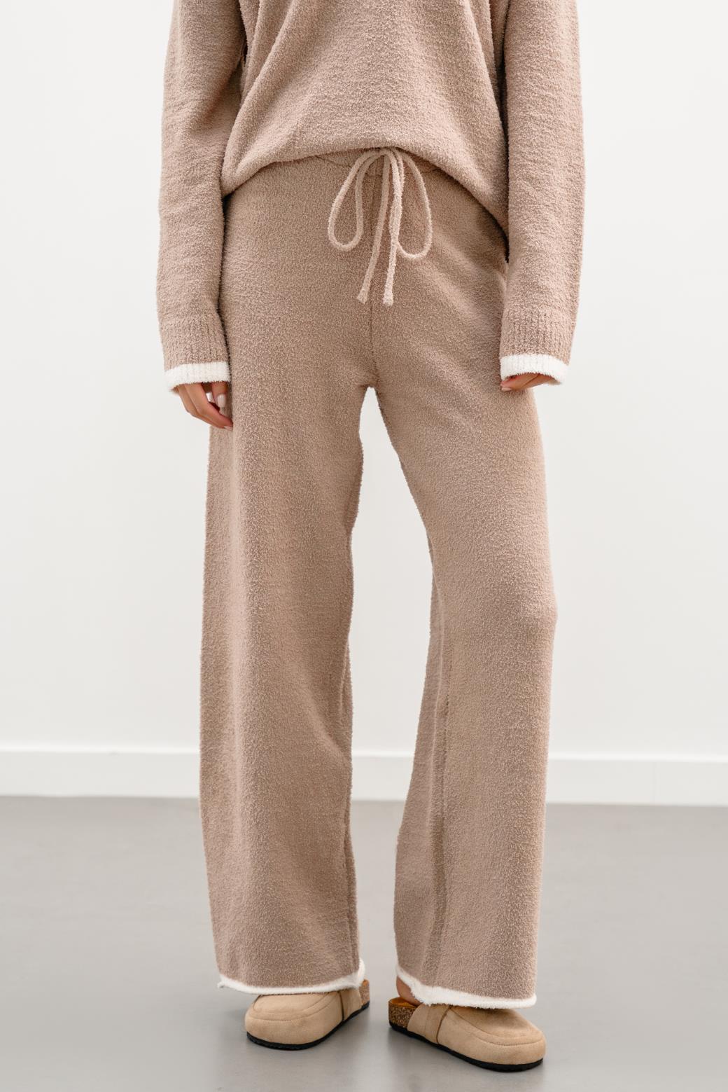 BEIGE MINKY LOUNGE PANTS