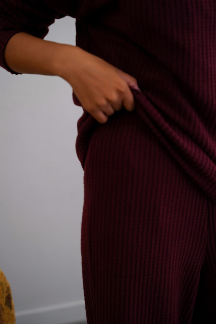WINE WAFFLE KNIT PANTS