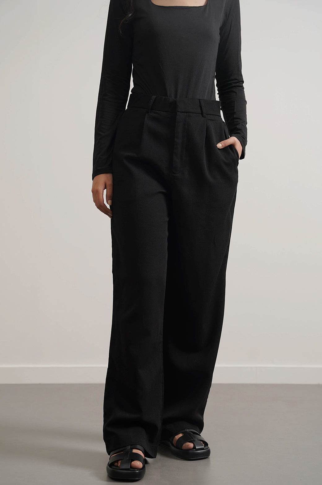 BLACK WIDE LEG TROUSERS