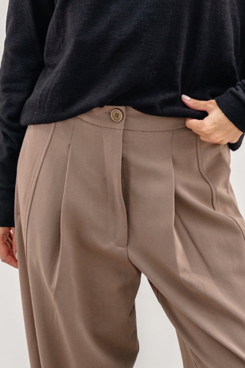 BARREL TROUSERS