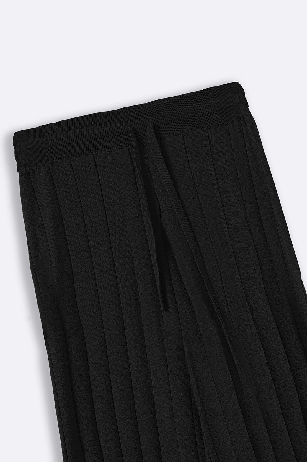 BLACK RIB-KNIT STRAIGHT PANTS