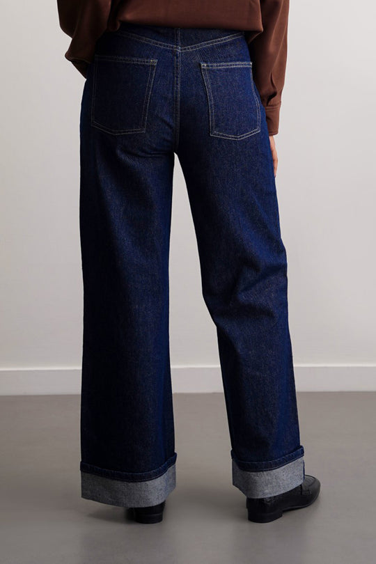 DARK BLUE FOLD UP STRAIGHT JEANS