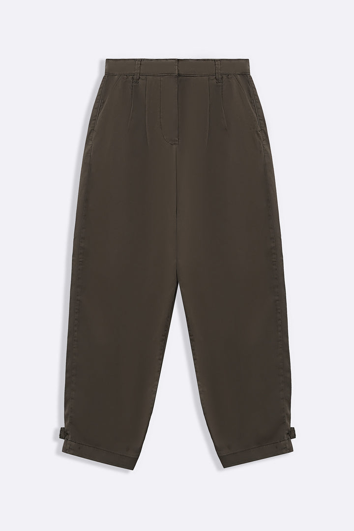 OLIVE HIGH WAISTED MOM PANTS