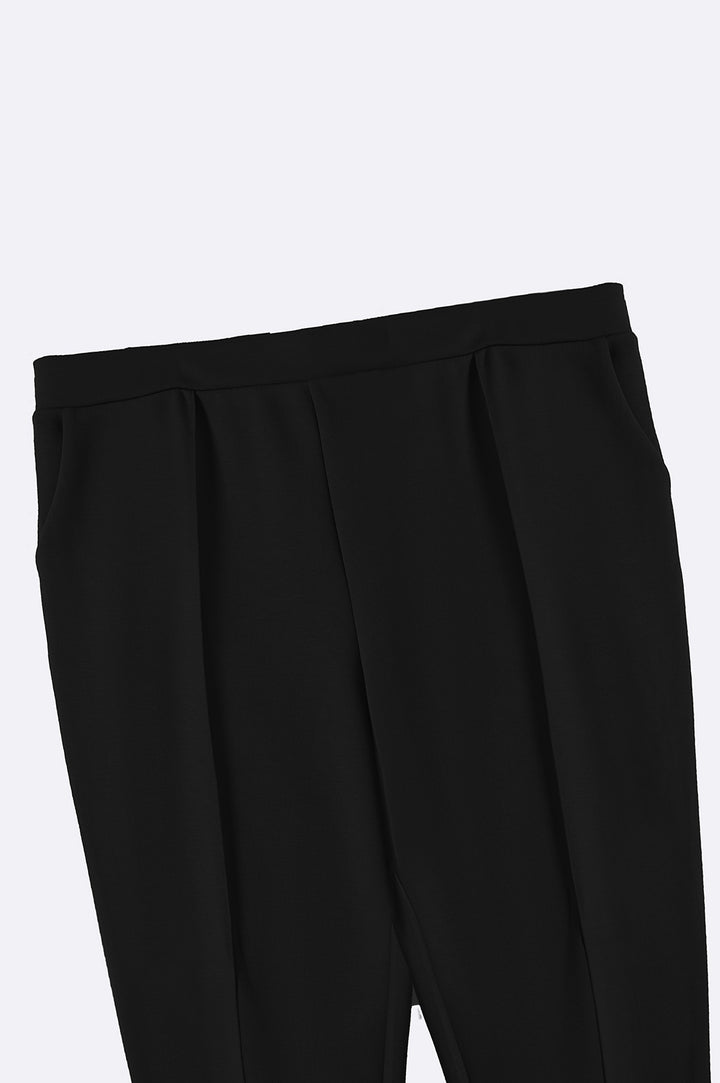 BLACK STRAIGHT EASY SLACKS