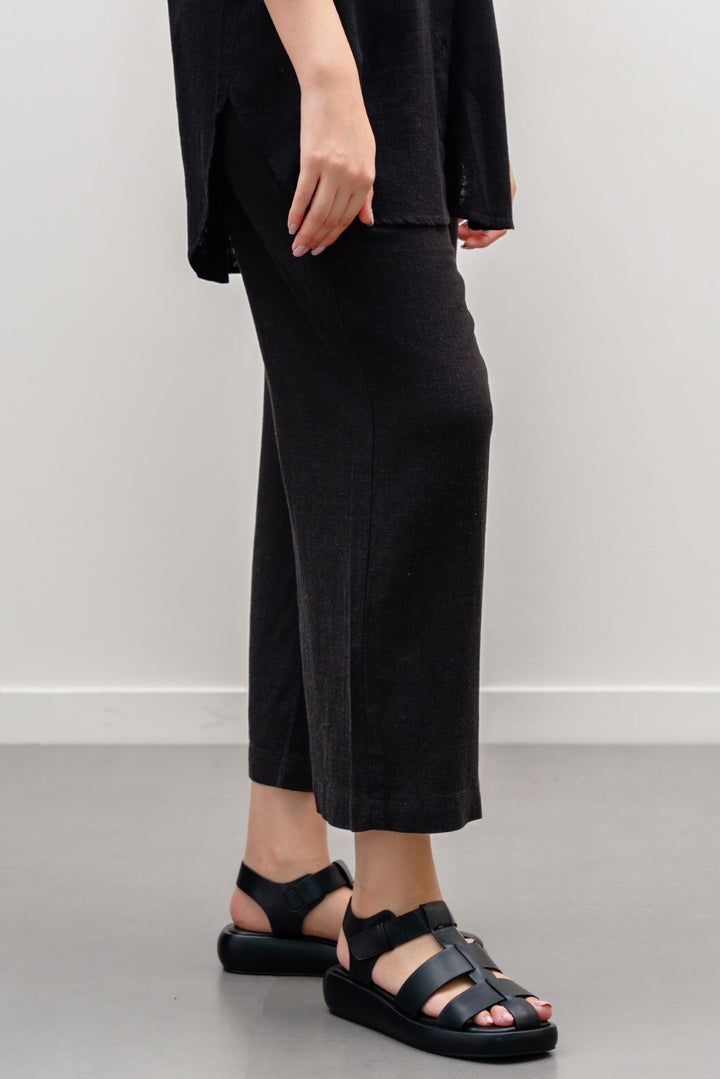 BLACK WIDE ANKLE PANTS