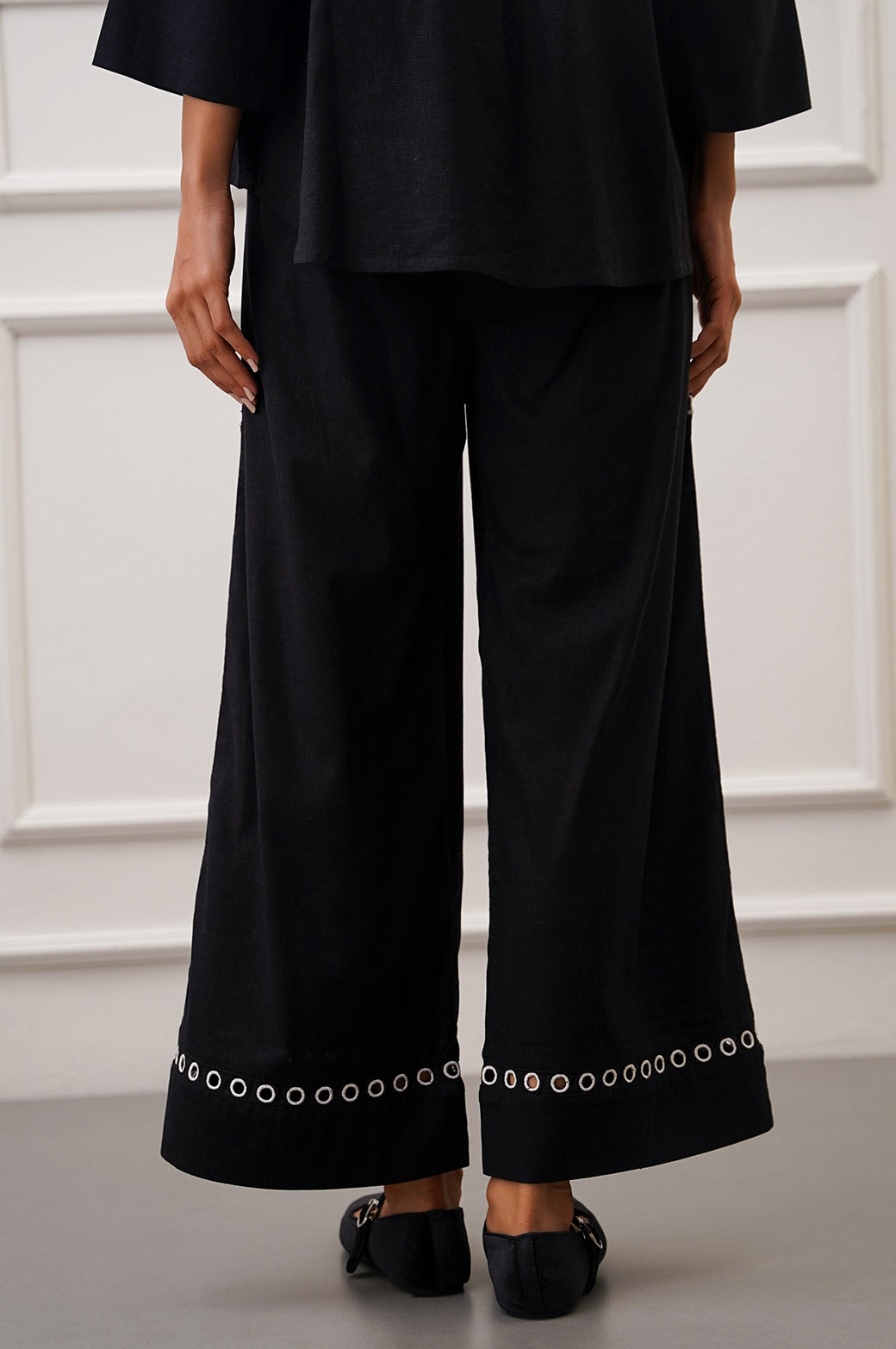 BLACK EMBROIDERED OPEN WORK WIDE LEG PANTS