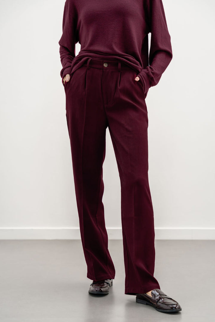 BURGUNDY TAILORED EASY PANTS