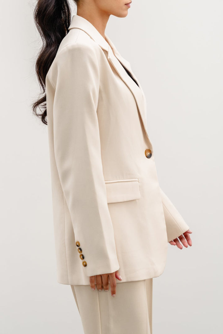 IVORY TAILORED BLAZER