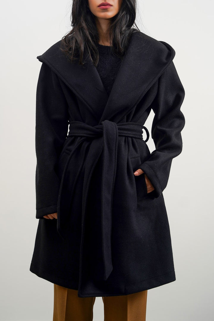 BLACK MIDI COAT WITH HOOD