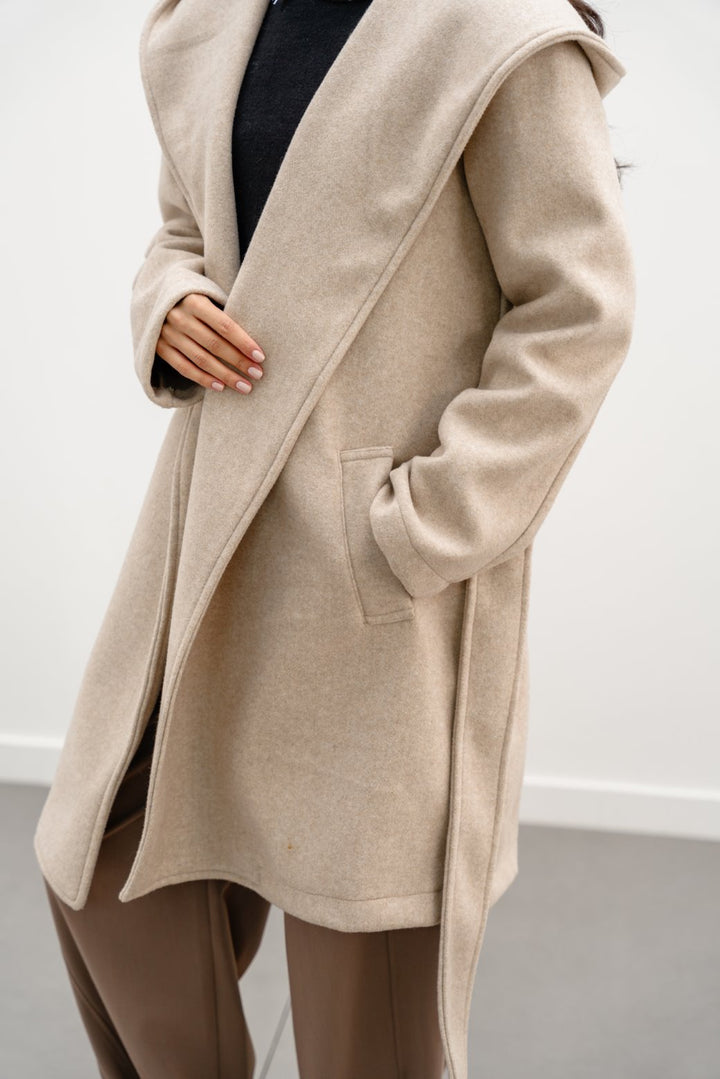 CAMEL WOMAN COATS