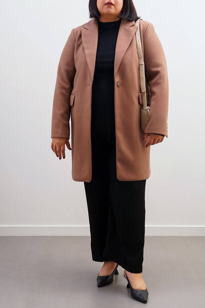 TAUPE WOMAN TRUE BODY COATS