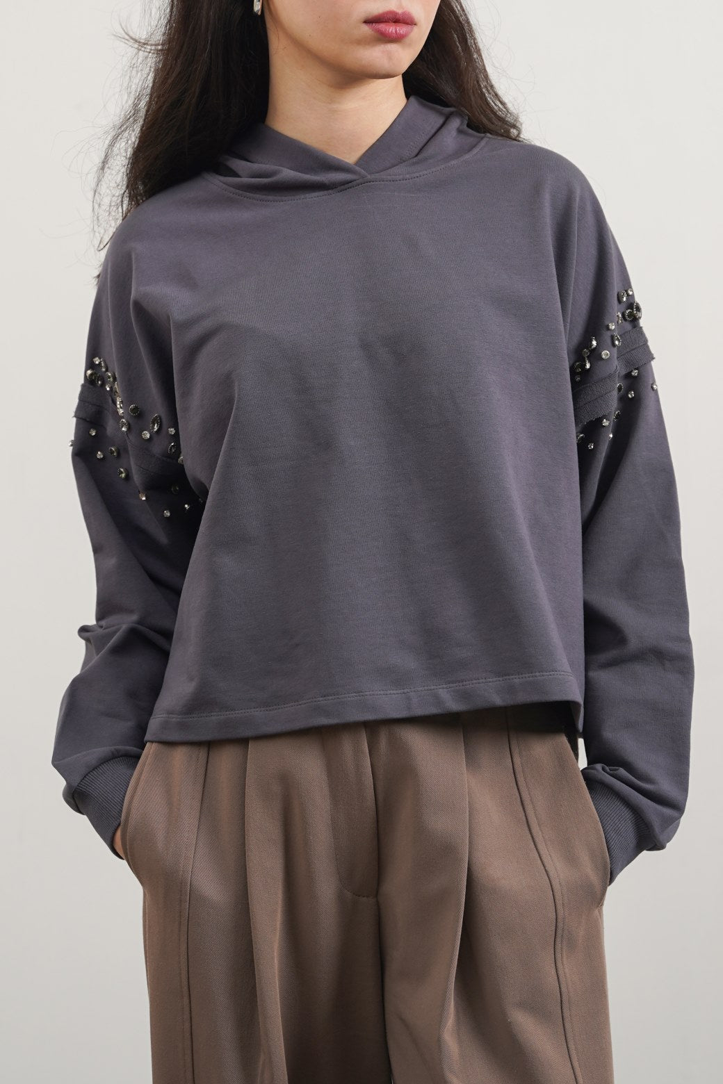 EMBELLISHED MID-LENGTH HOODIE – Lama Retail