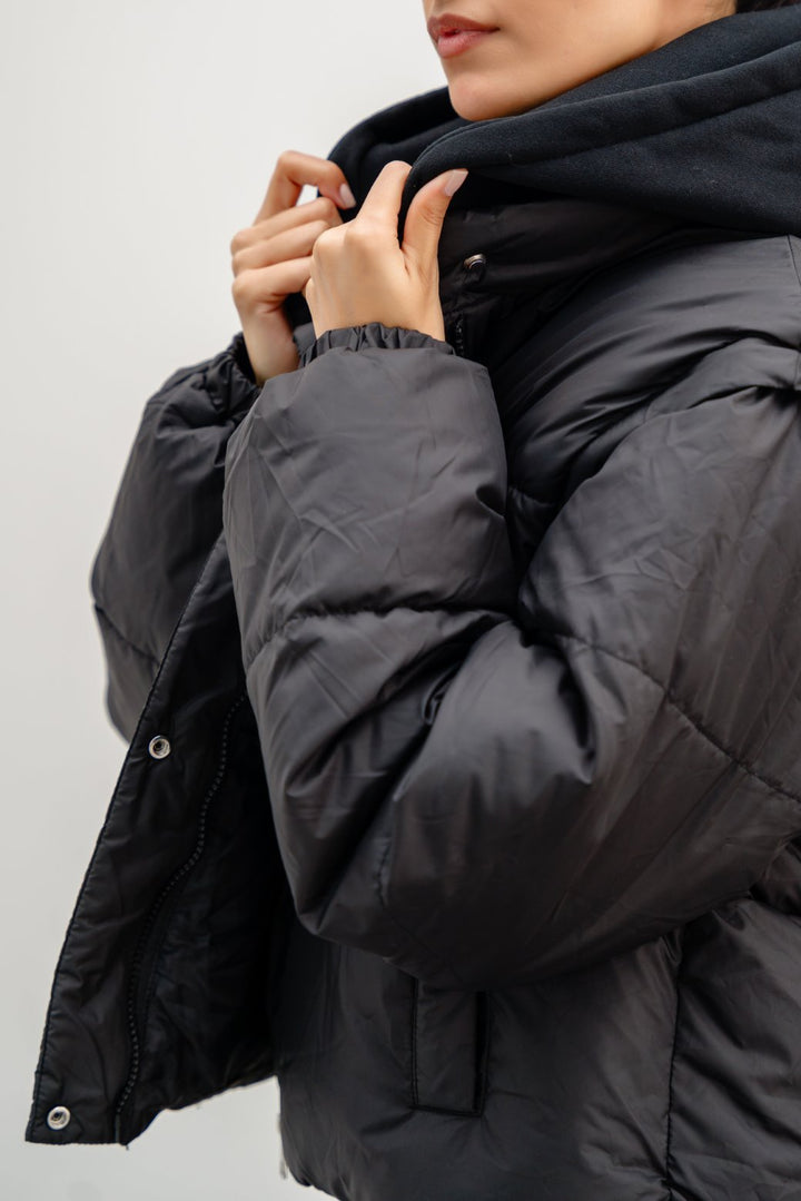 BLACK KNIT HOODED PUFFER JACKET