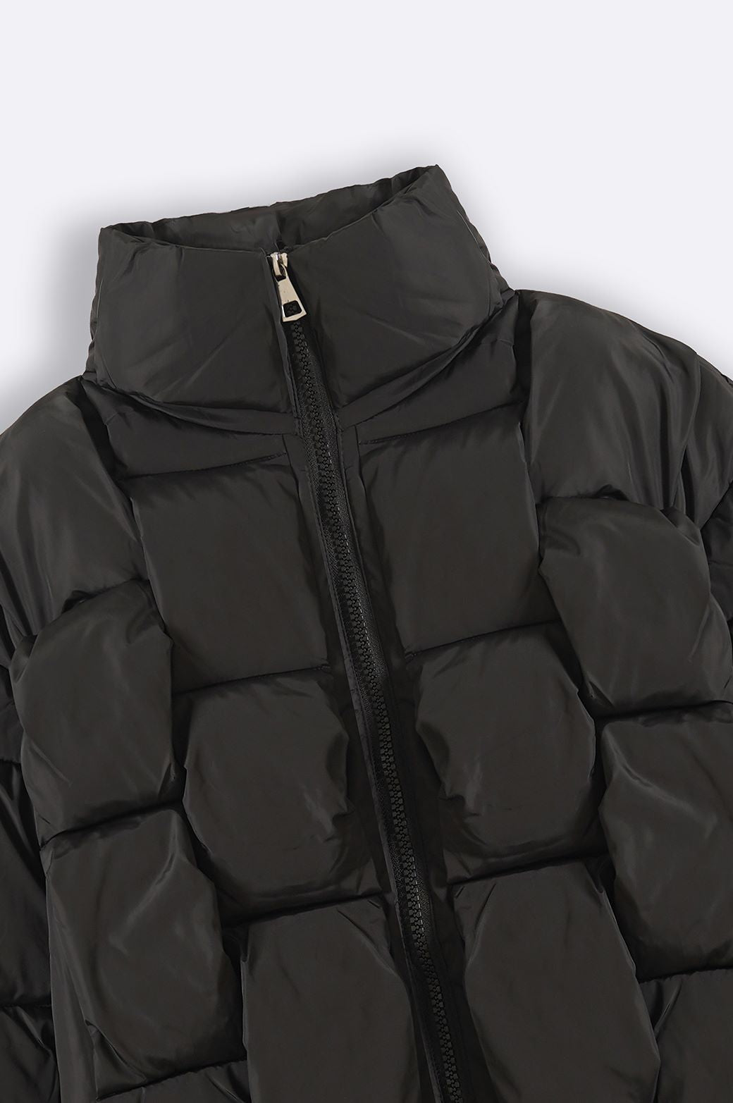 CHAIN QUILT PUFFER JACKET