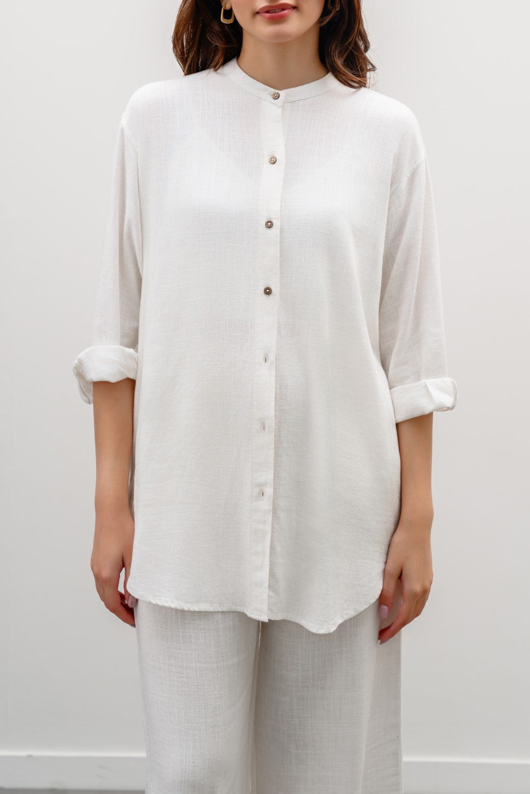 WHITE BAND COLLAR SHIRT