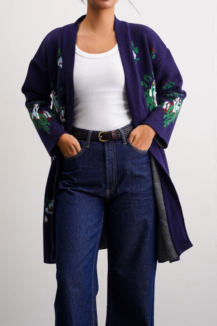 DARK NAVY ROSES JACQUARD CARDIGAN