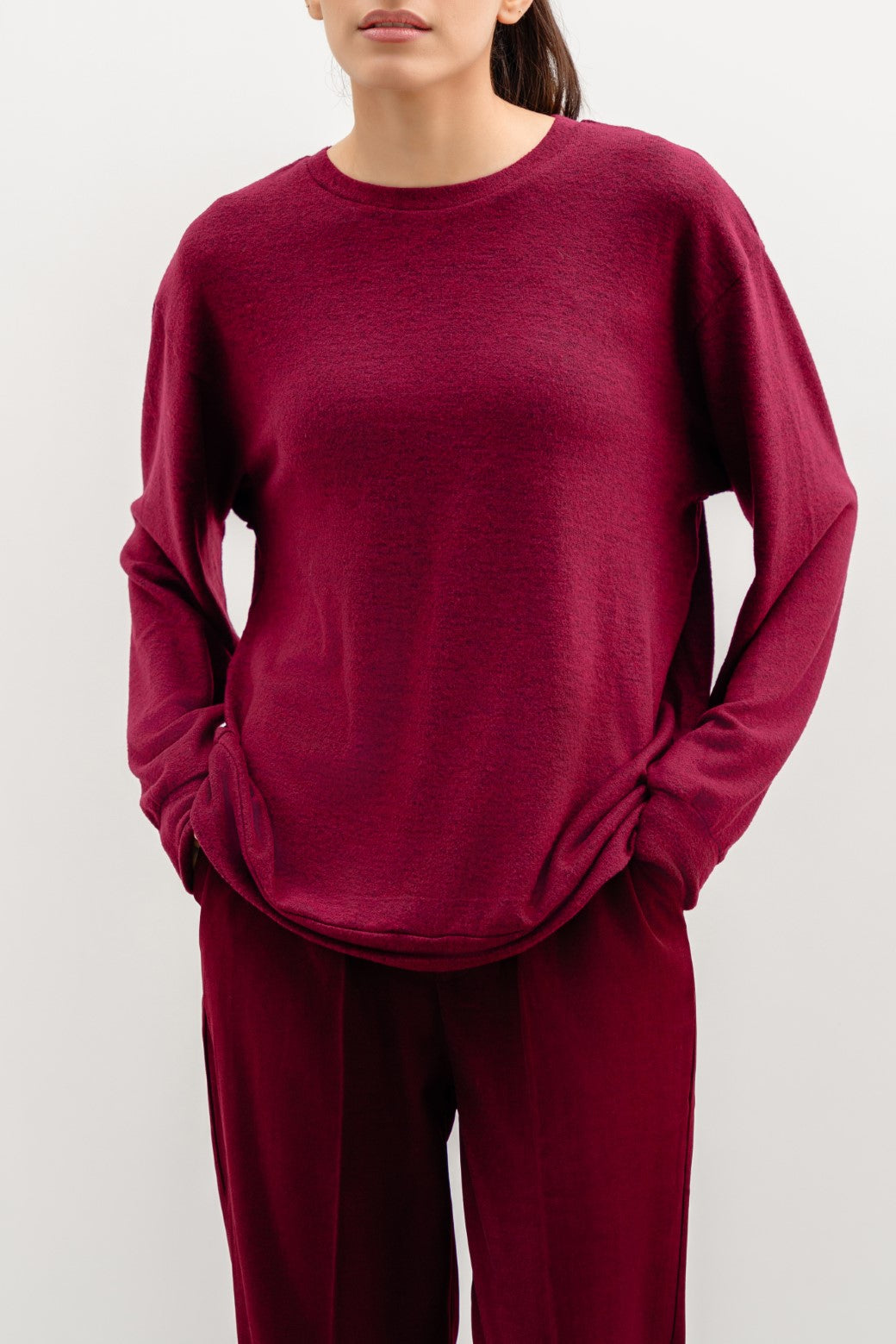 BURGUNDY BASIC SWEATSHIRT