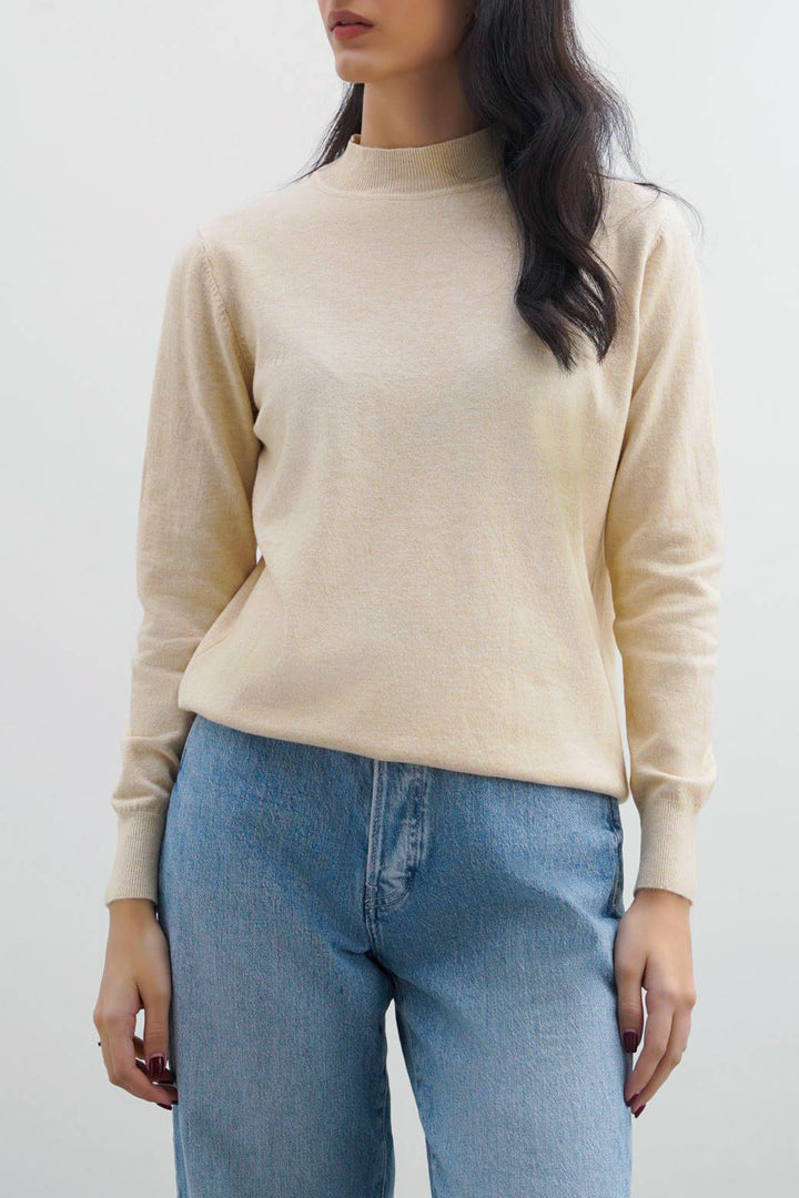 CREAM SOFT KNITTED SWEATER