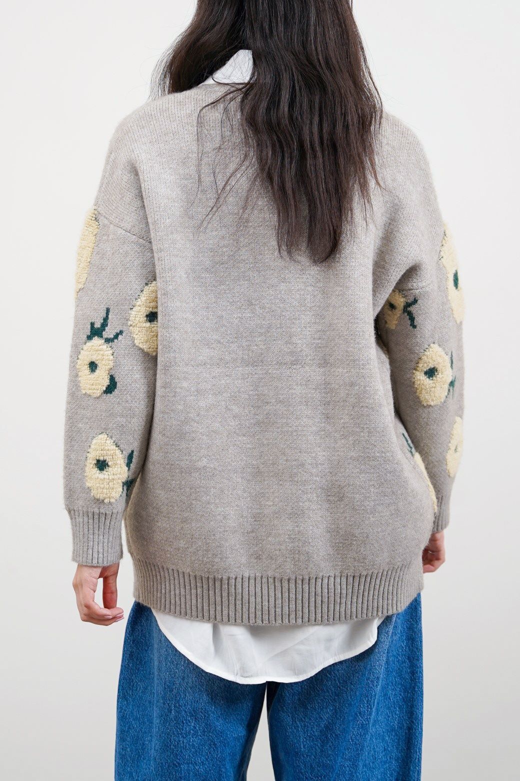 GREY DAISIES JACQUARD CARDIGAN