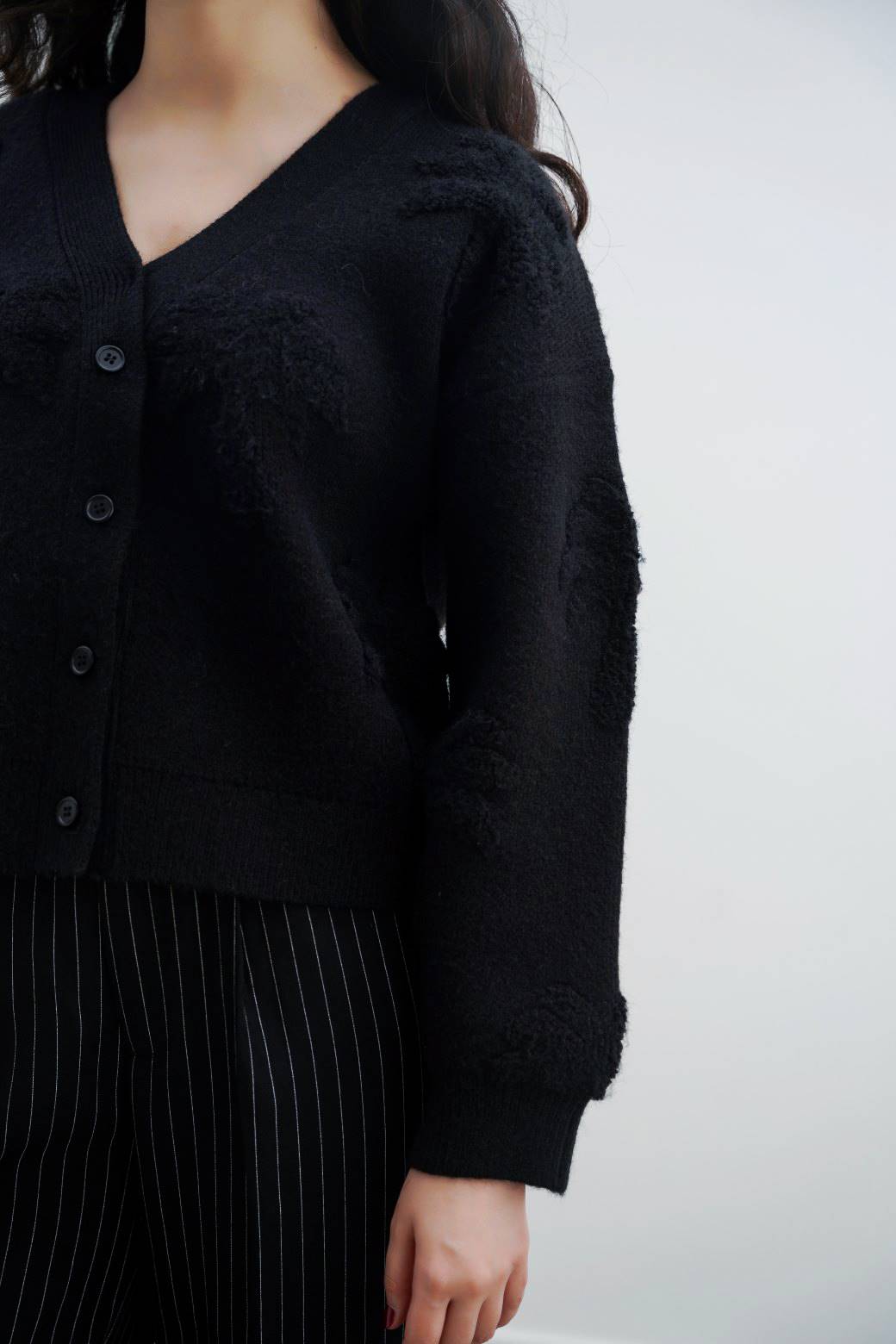 BLACK TEXTURED PALM CARDIGAN