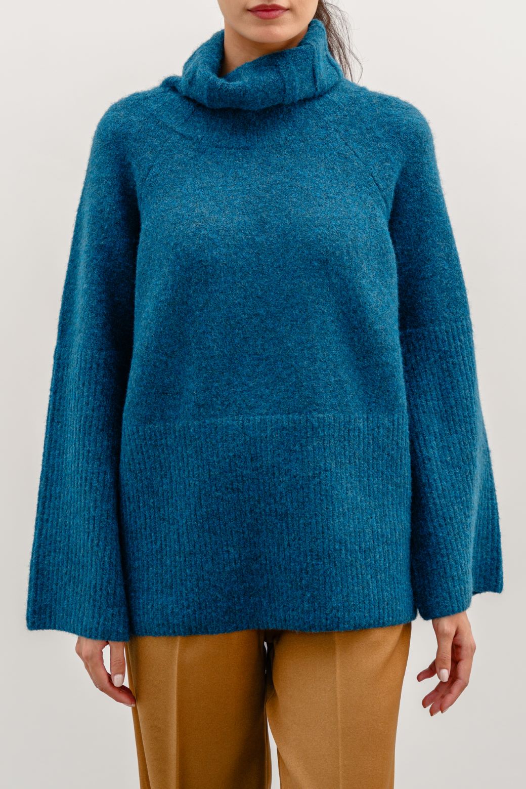 TEAL MOROCCO RIB SLEEVE SWEATER