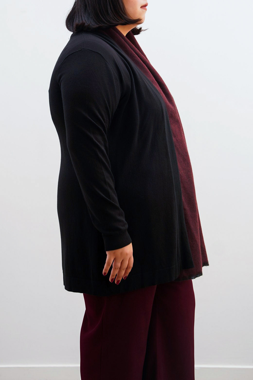 BLACK CURVE LIGHTWEIGHT CARDIGAN