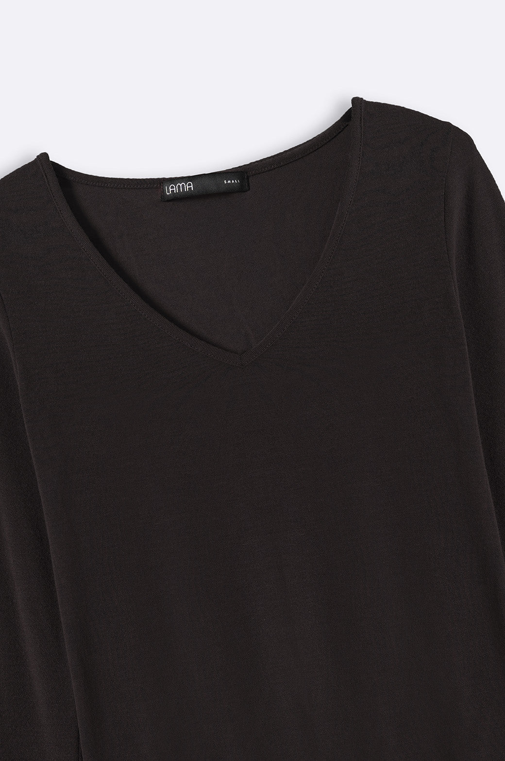 BLACK V-NECK T-SHIRT