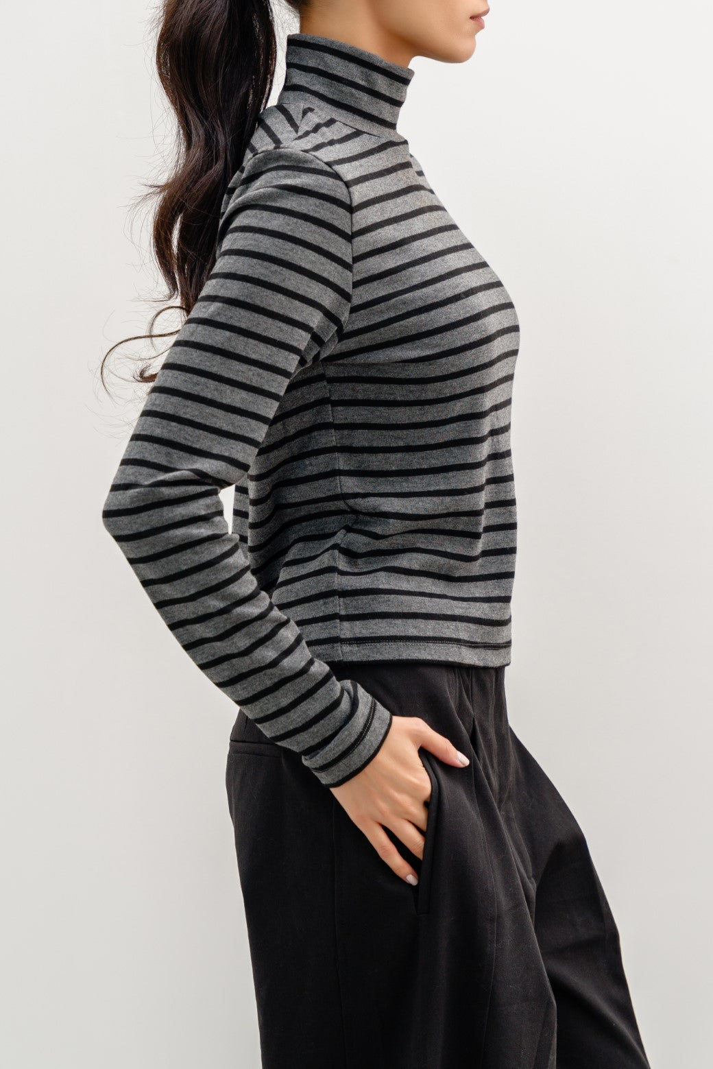 GREY STRIPED HIGH-NECK TOP