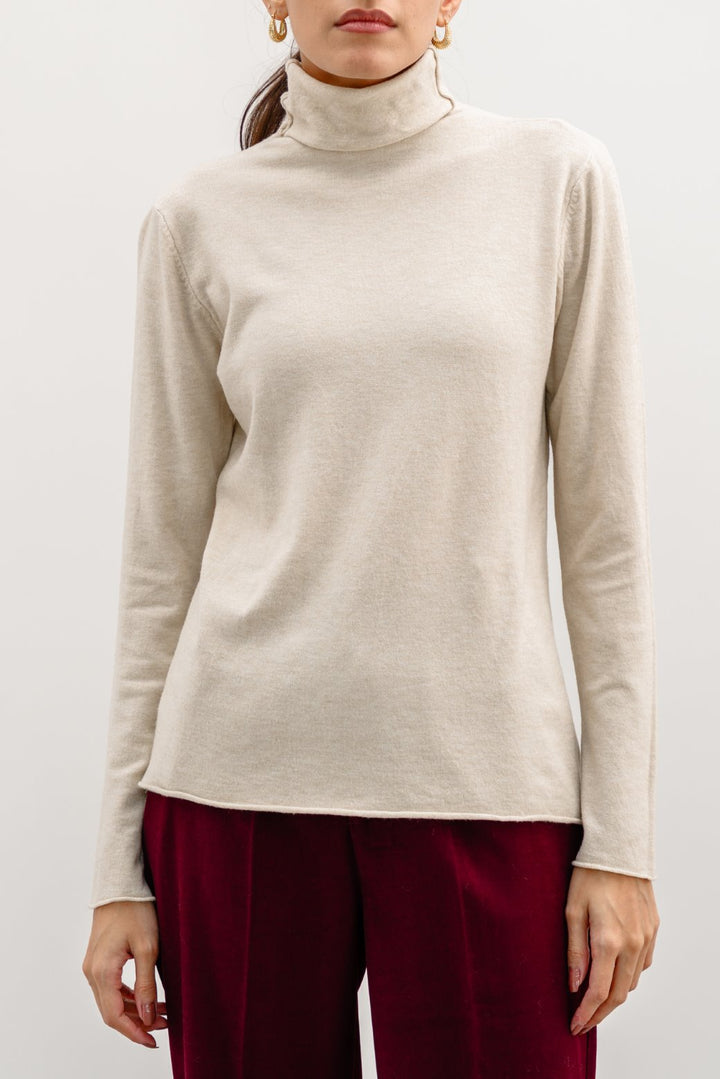 BEIGE LIGHTWEIGHT SWEATER TOP